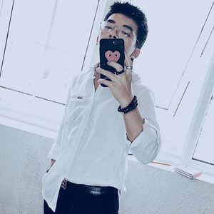 Meet your Posher, Hoàng